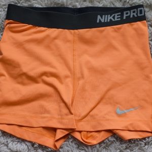NIKE PRO Dri-Fit Orange shorts